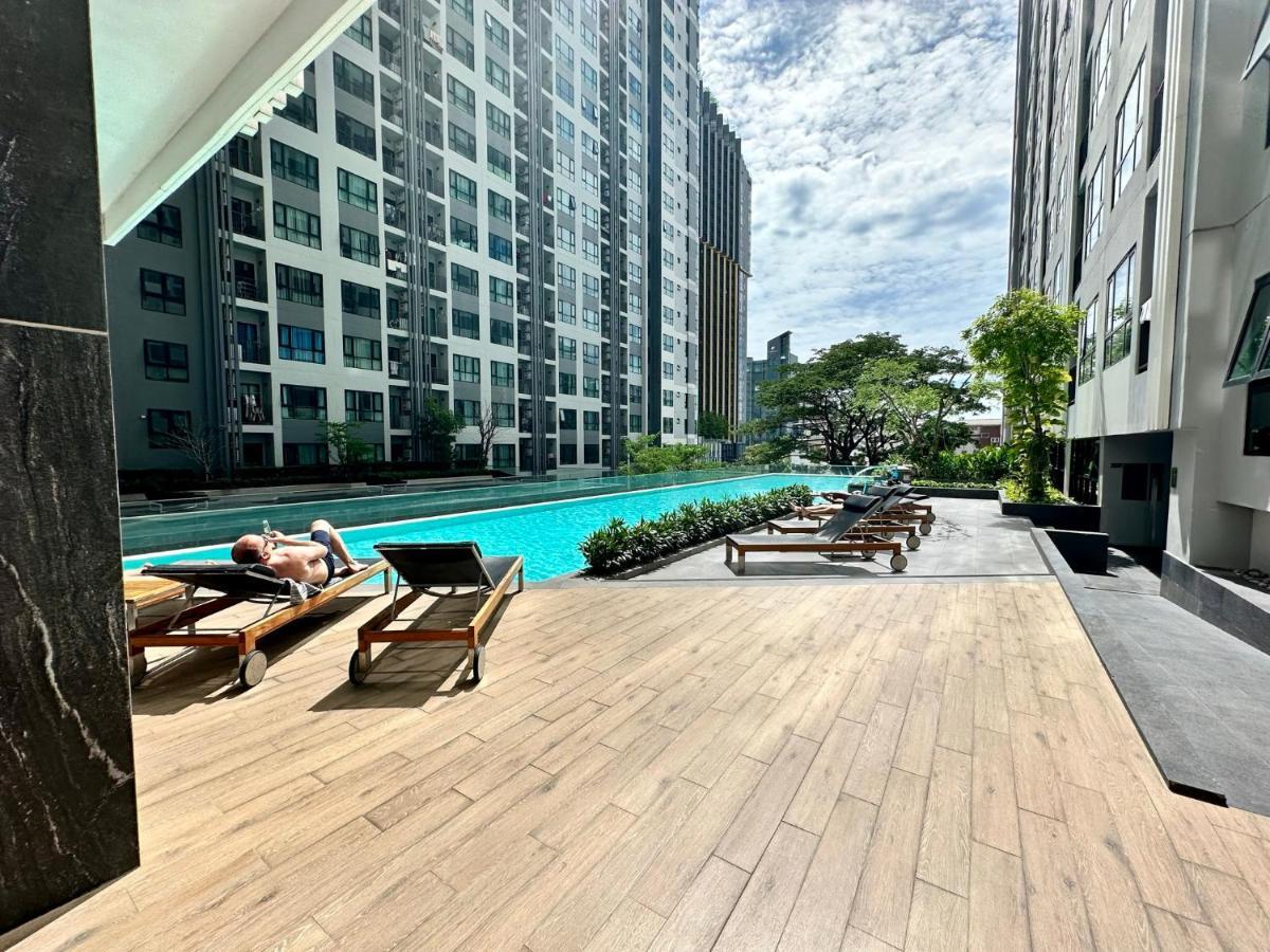 Best Location Condo With Swimming Pool, Gym, Sauna, Washing Mashine, Fast Internet In Central Of Pattaya Eksteriør bilde